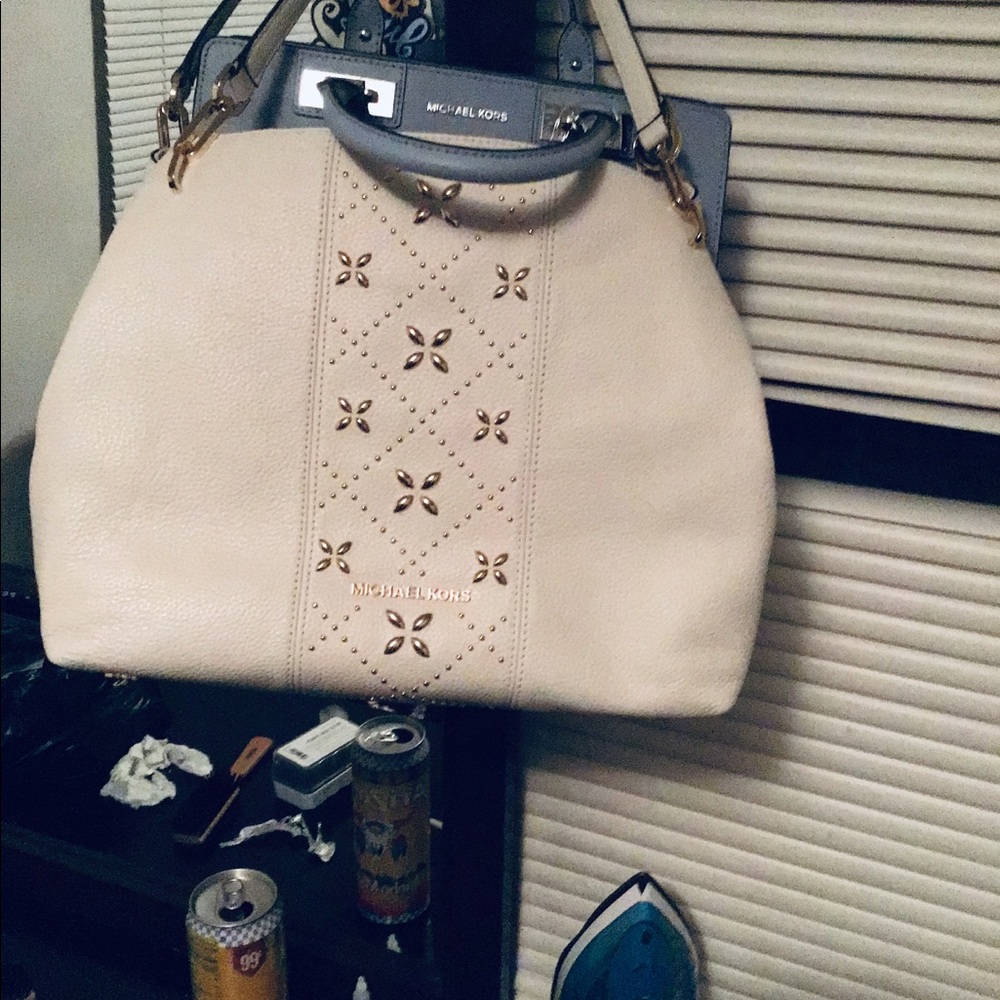 Michael Kors 3 Beautiful purses